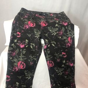 Black skinny jeans with pink flowers